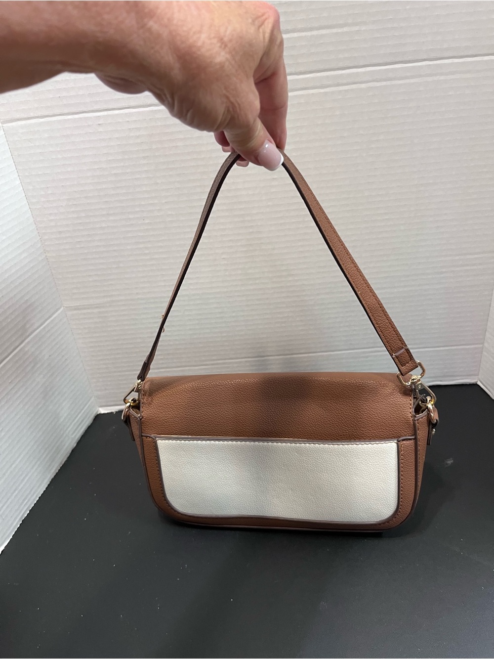 Anne Klein color block shoulder bag k - Picture 8 of 11